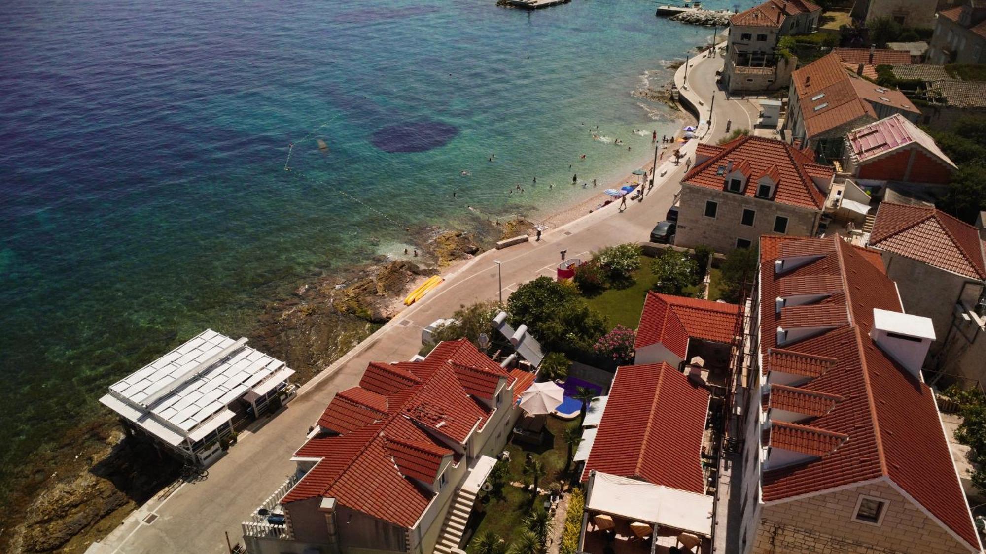 Taverna & Rooms Sutivan Buitenkant foto